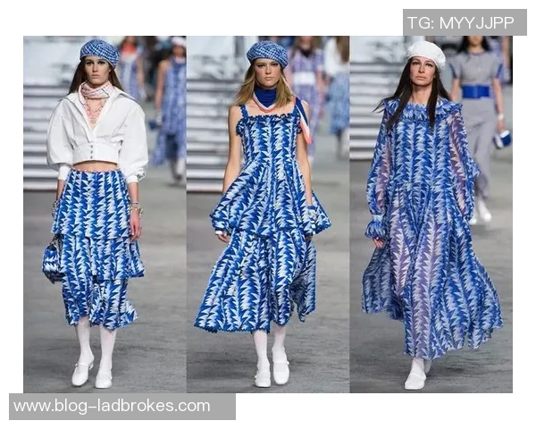 足球烫发潮流风向标让你在球场上也能时尚出众